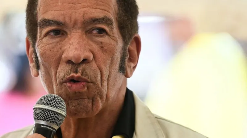 Angola Denies Entry to African Opposition Leaders”