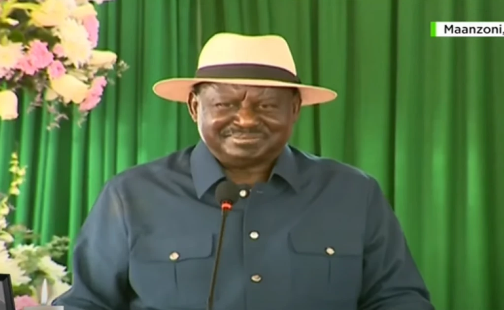 “Raila Defends President Ruto: ‘Mnasema Aende, Then What?'”